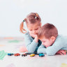 Коврик для ползания FunKids™ Small-12 «Мамы и Дети / Звезды», двусторонний.
